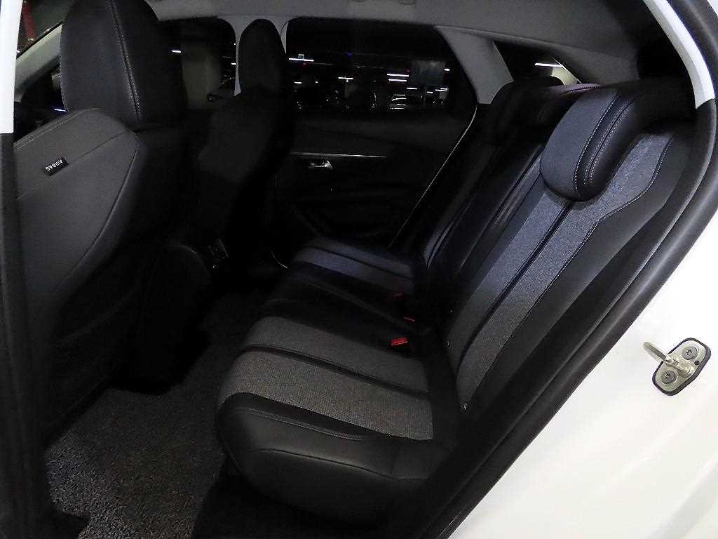 Peugeot 3008 - Vista 7