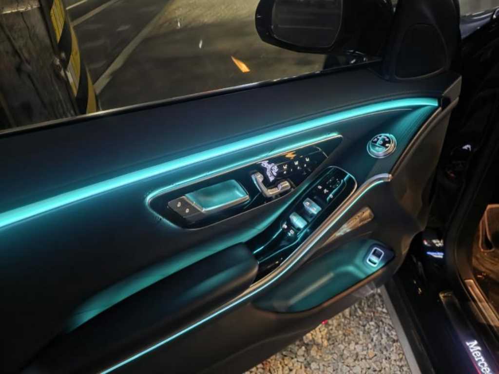 Mercedes Benz S Class - Vista 5