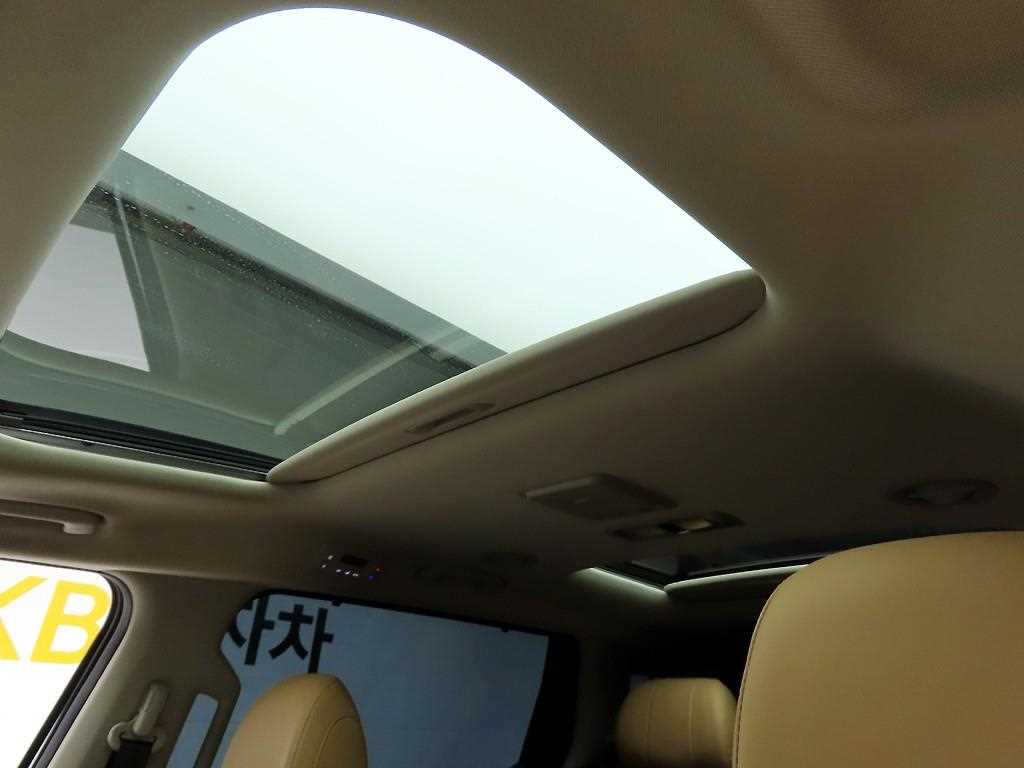 KIA Carnival 2023 Blanco - Importación desde Corea - HF Imports Iquique - Foto 16