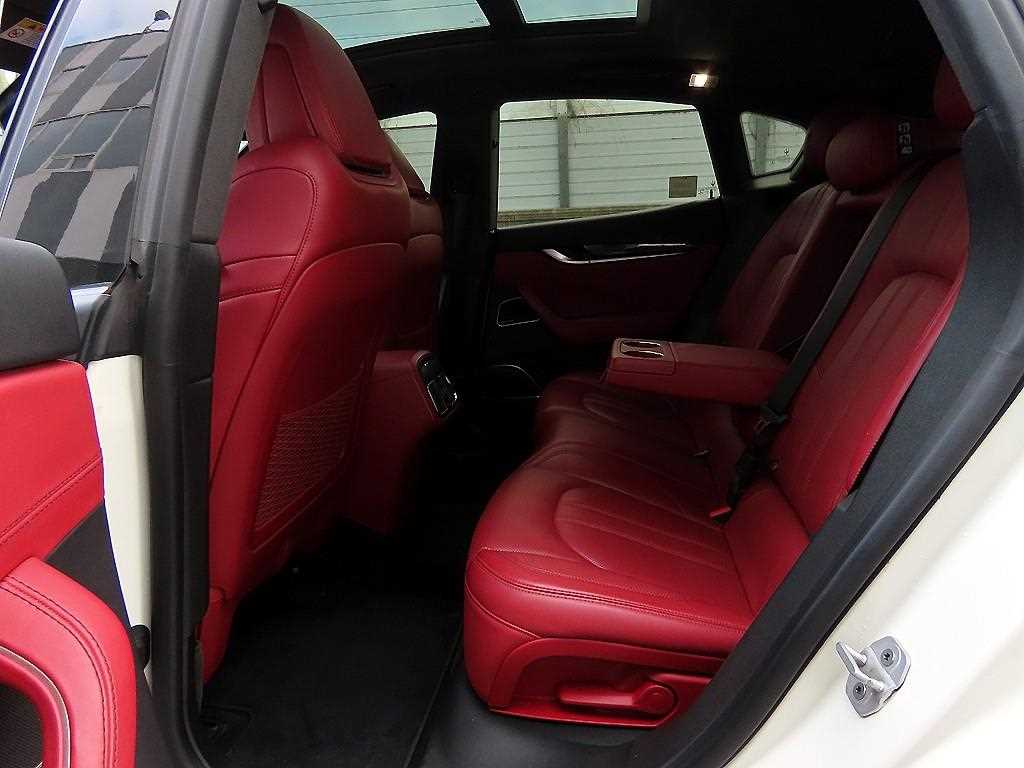 Maserati Levante - Vista 6