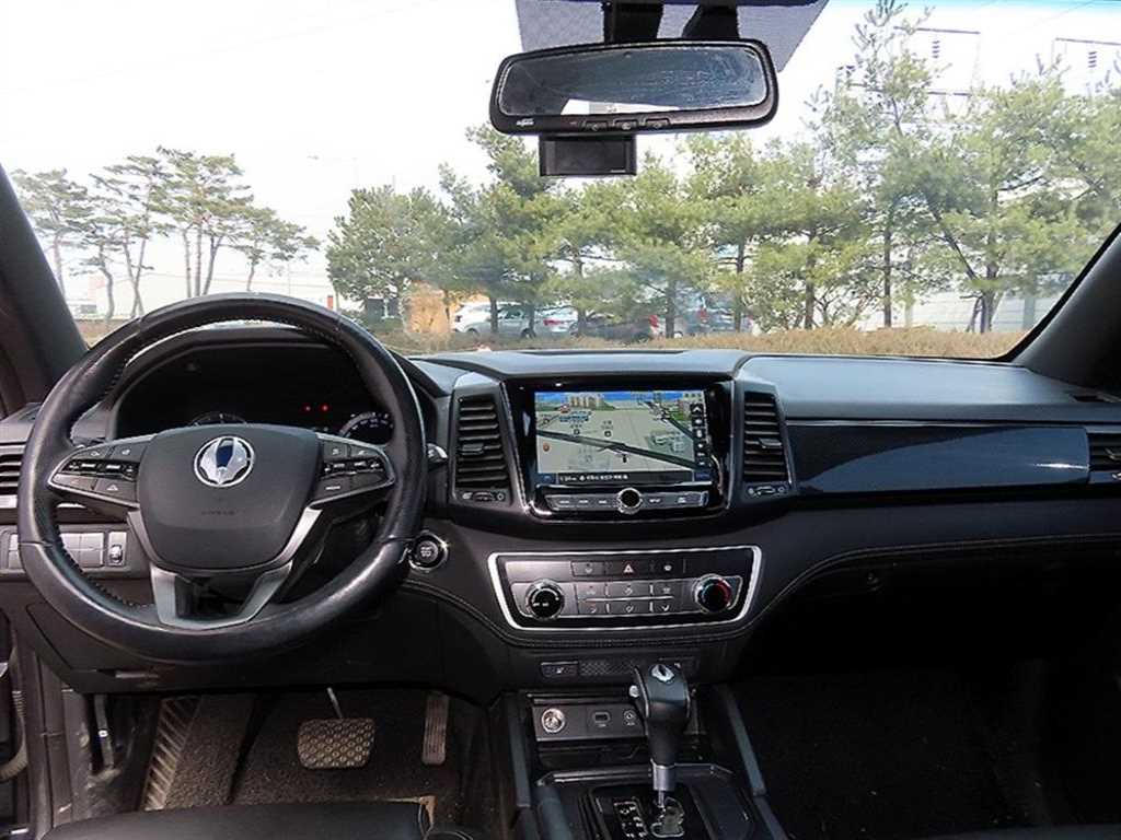 Ssangyong Rexton - Vista 7