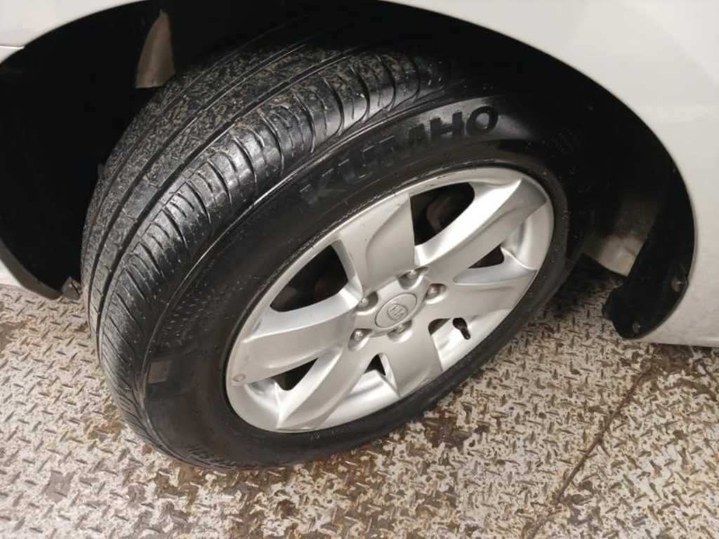 KIA Carens 2008 Gris - Importación desde Corea - HF Imports Iquique - Foto 20