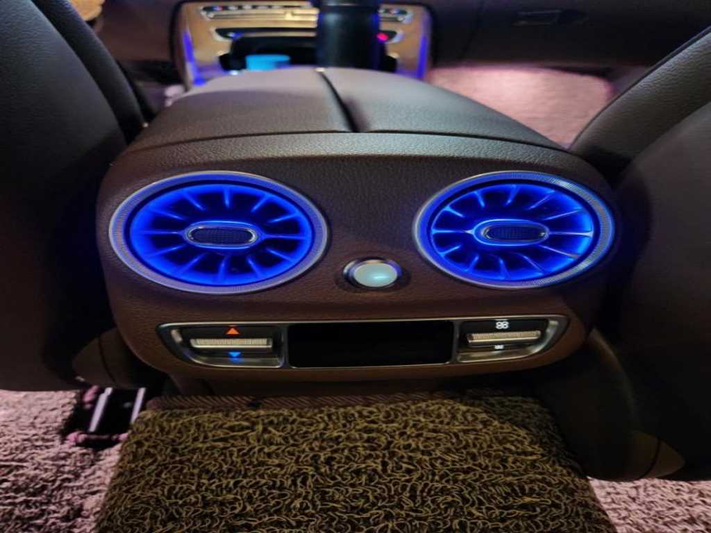 Mercedes Benz E class - Vista 8