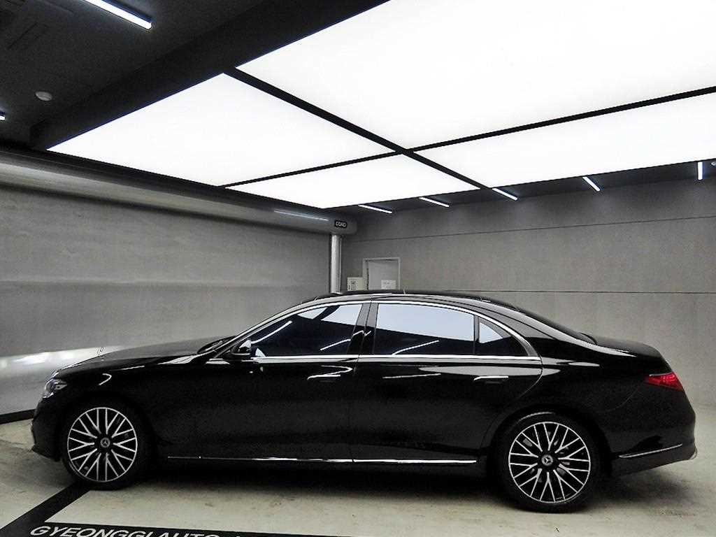 Mercedes Benz S Class - Vista 4