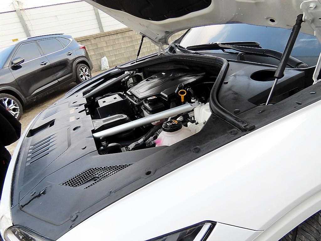 Genesis GV70 2023 Blanco - Importación desde Corea - HF Imports Iquique - Foto 19