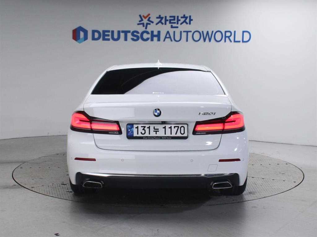 BMW 5 Series - Vista 4