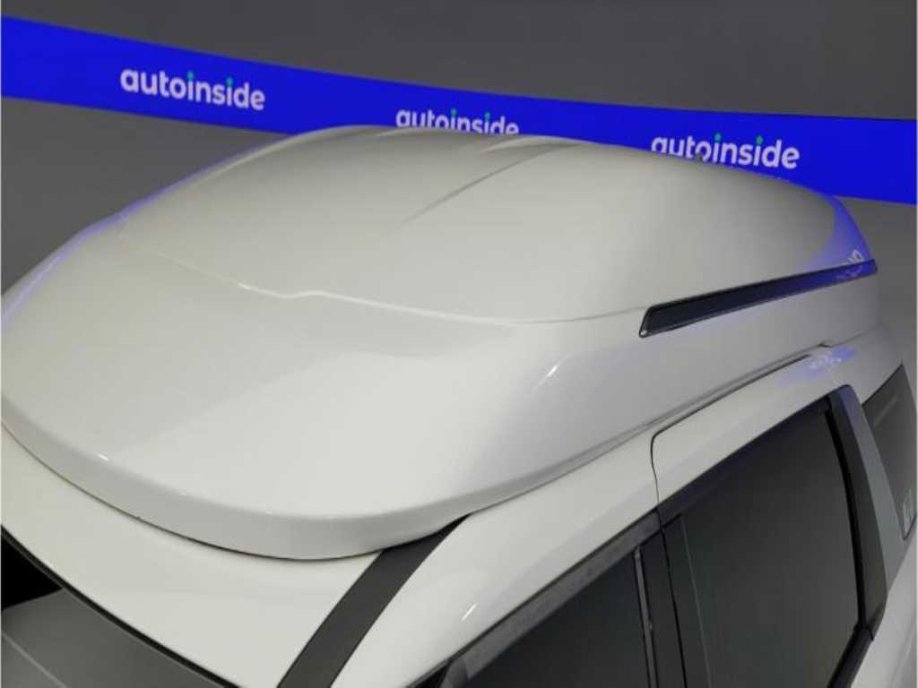 KIA Carnival - Vista 5