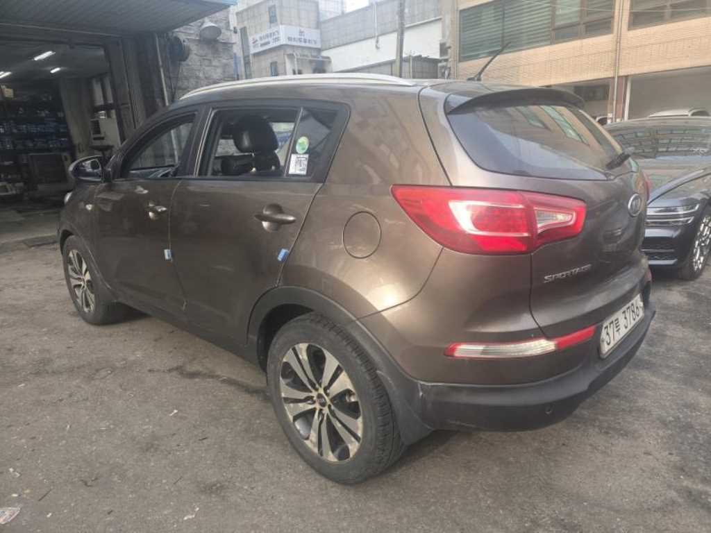 KIA Sportage - Vista 6