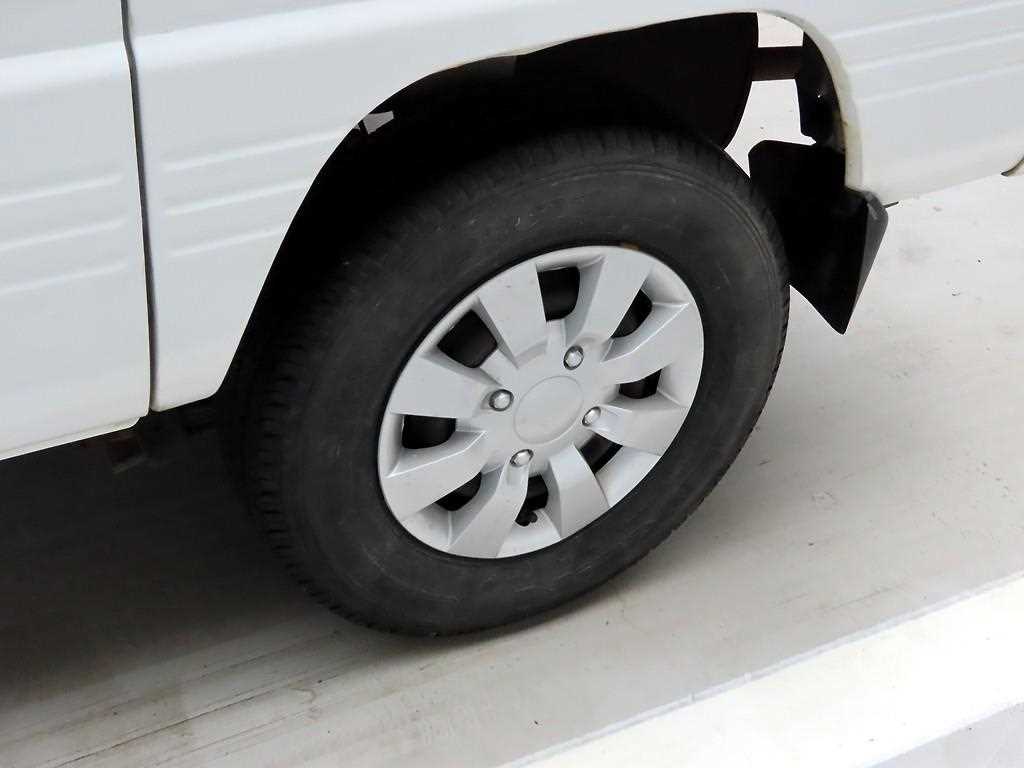 DAEWOO Damas 2017 Blanco - Importación desde Corea - HF Imports Iquique - Foto 15