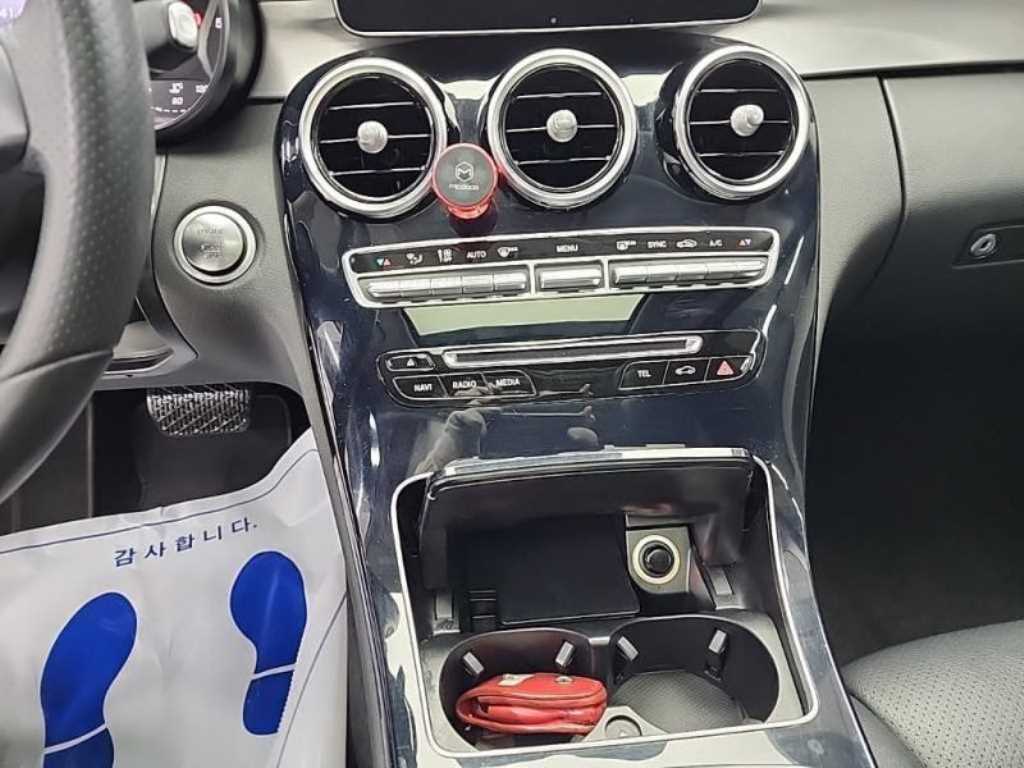 Mercedes Benz C Class - Vista 10