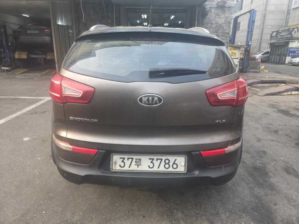KIA Sportage - Vista 4