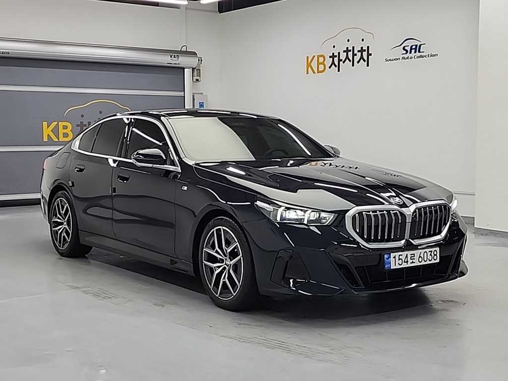 BMW 5 Series - Vista 4