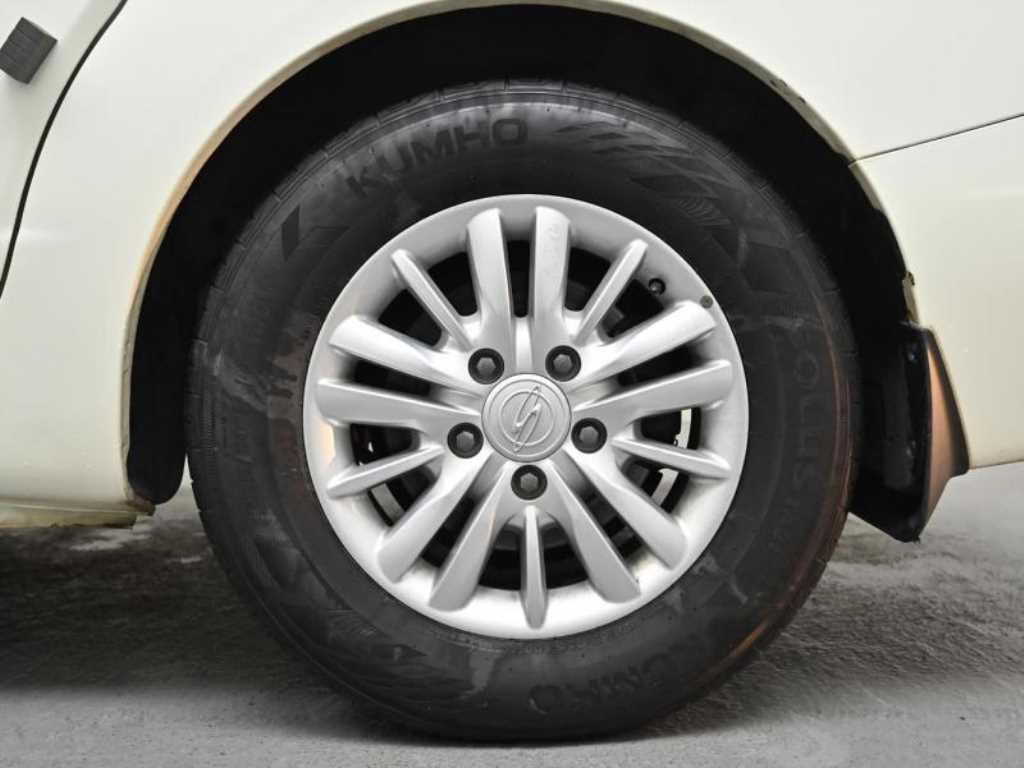 Ssangyong Korando - Vista 5