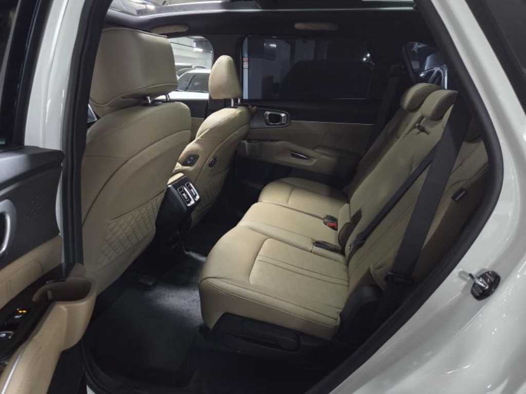 KIA Sorento - Vista 10