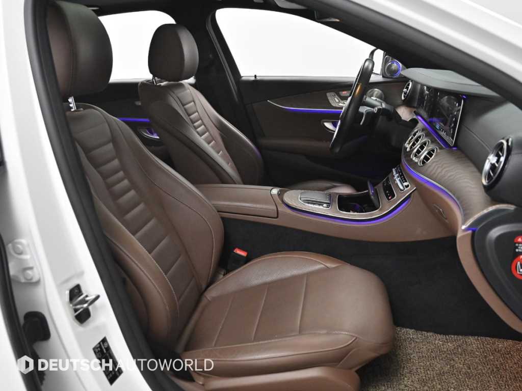 Mercedes Benz E class - Vista 10