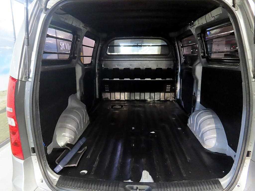 HYUNDAI Starex 2018 - Importación desde Corea - HF Imports Iquique - Foto 18