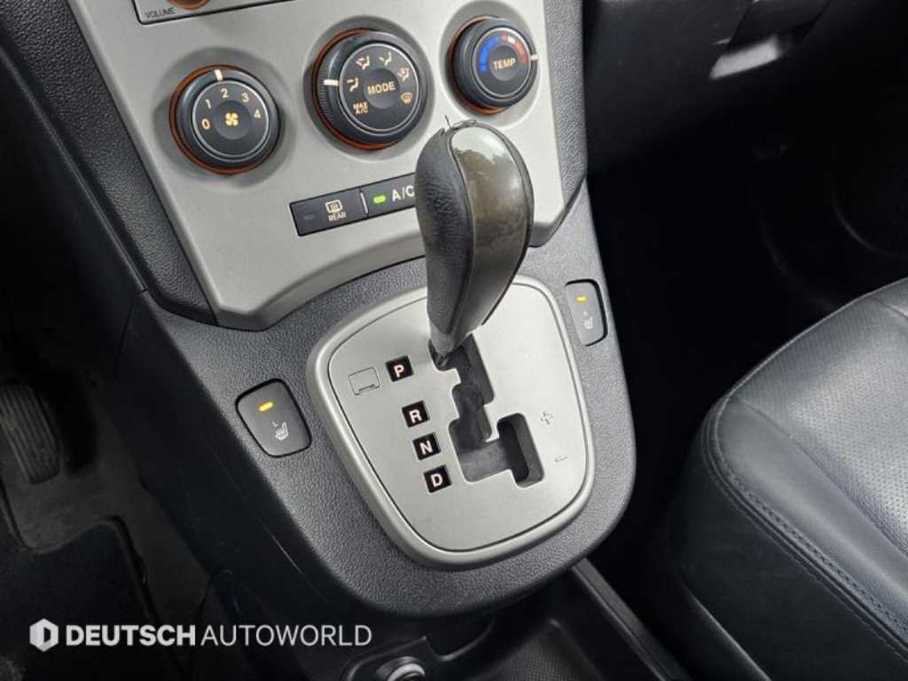 KIA Carens - Vista 9