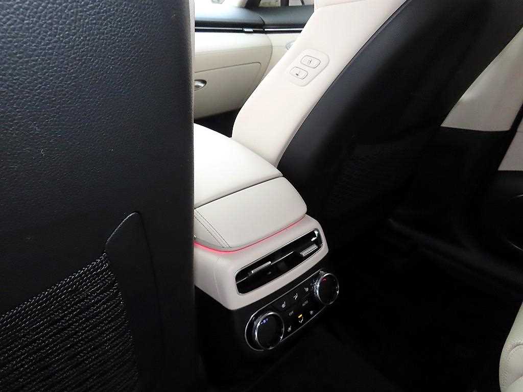 Genesis GV70 2023 Blanco - Importación desde Corea - HF Imports Iquique - Foto 16