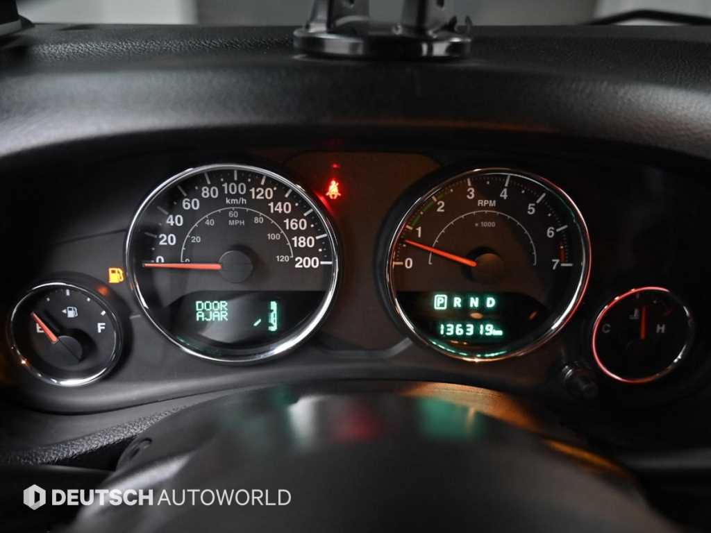 Jeep Wrangler - Vista 8