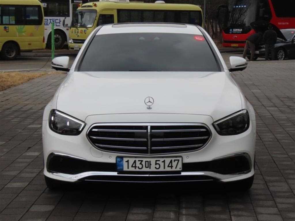 Mercedes Benz E class 2021 Blanco - Importación desde Corea - HF Imports Iquique - Foto 1