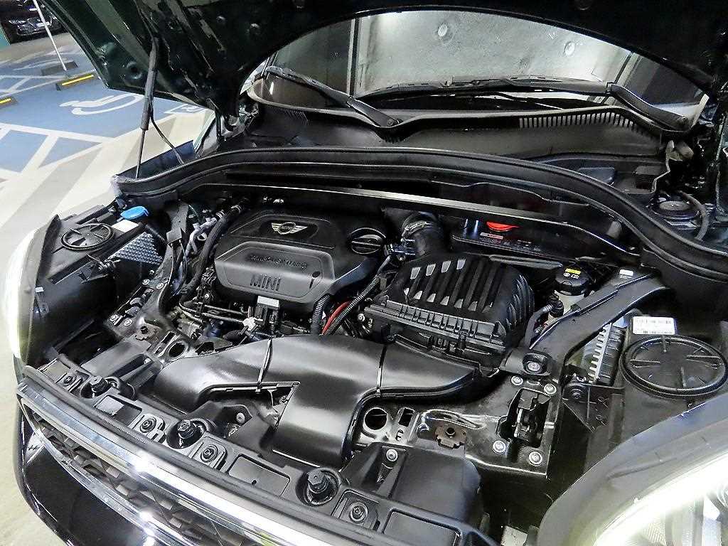 Mini Countryman 2018 Verde - Importación desde Corea - HF Imports Iquique - Foto 19