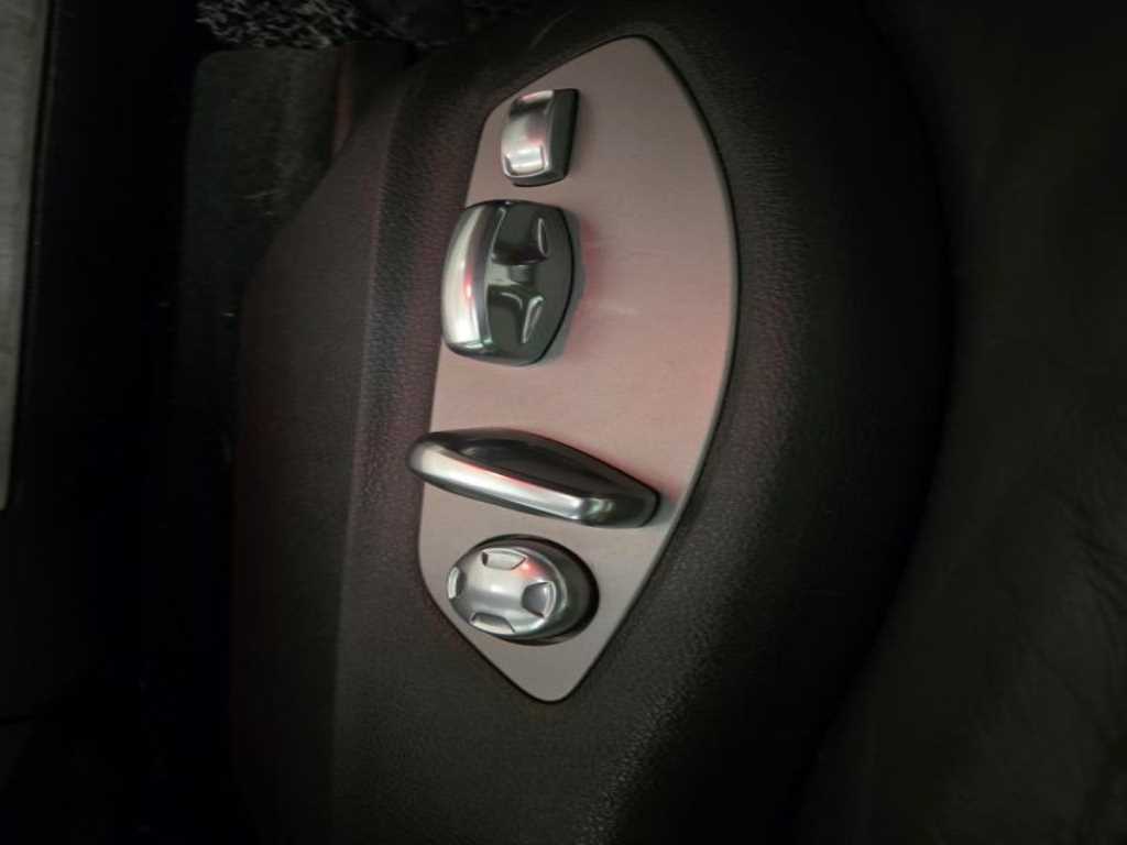 Porsche Macan - Vista 7