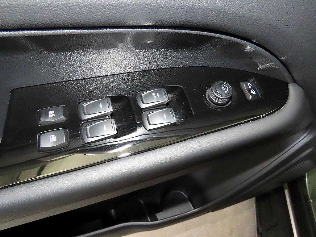 Ssangyong Rexton 2025 Verde - Importación desde Corea - HF Imports Iquique - Foto 13