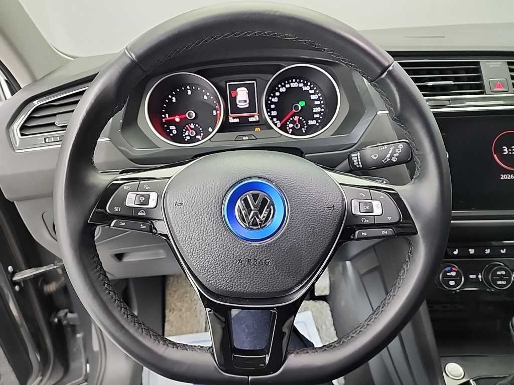 Volkswagen Tiguan - Vista 9
