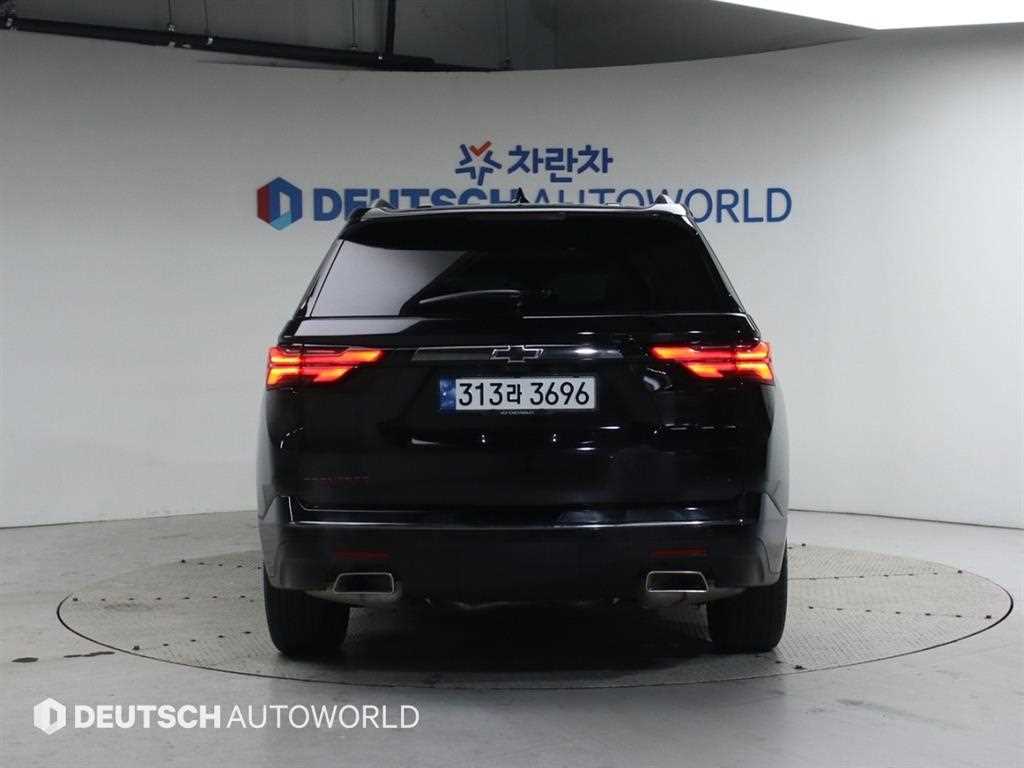 Chevrolet Travers - Vista 4