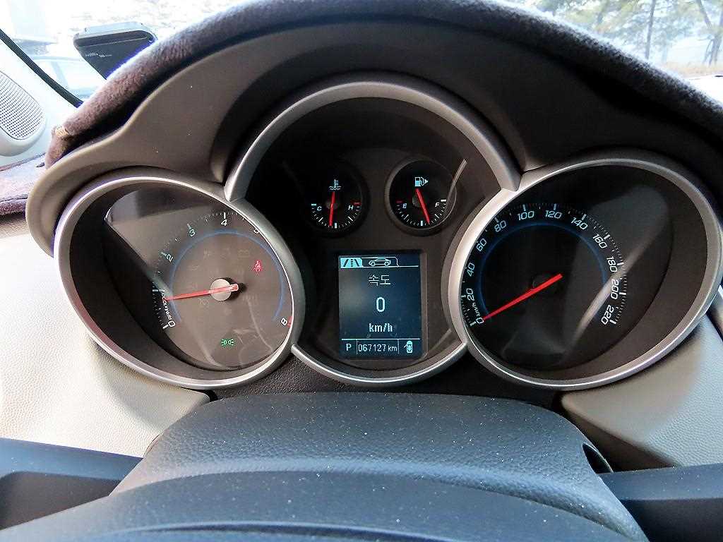 Chevrolet Cruise - Vista 9