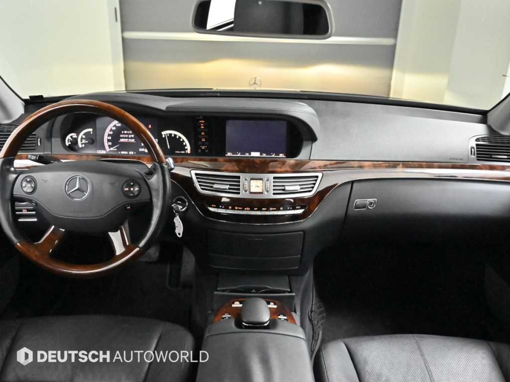Mercedes Benz S Class - Vista 7