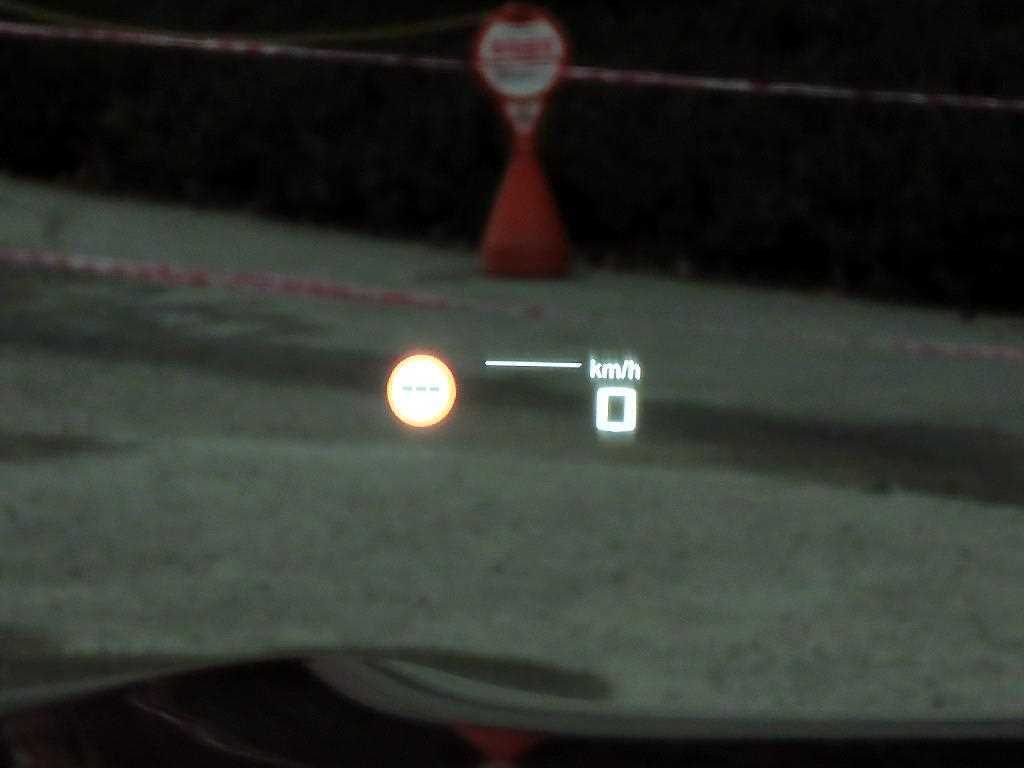 BMW 8 Series - Vista 10