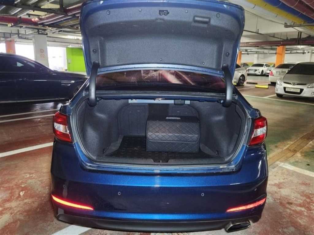 HYUNDAI Sonata - Vista 5