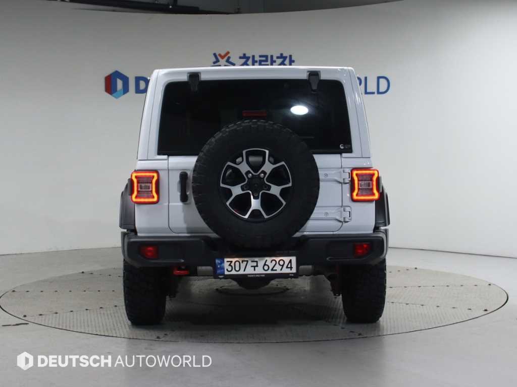 Jeep Wrangler - Vista 5