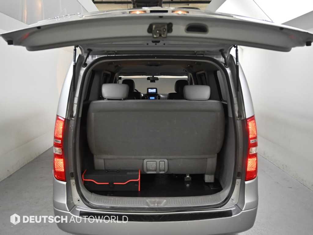 HYUNDAI Starex 2018 Plateado - Importación desde Corea - HF Imports Iquique - Foto 20