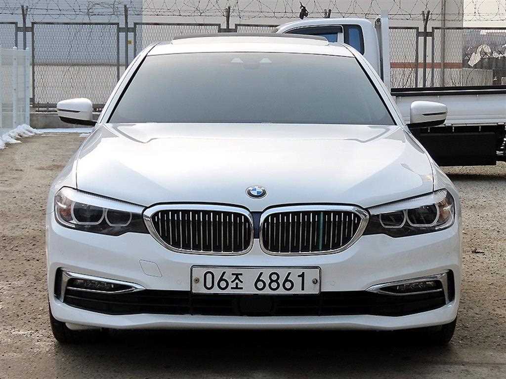 BMW 5 Series 2019 Blanco - Importación desde Corea - HF Imports Iquique - Foto 1