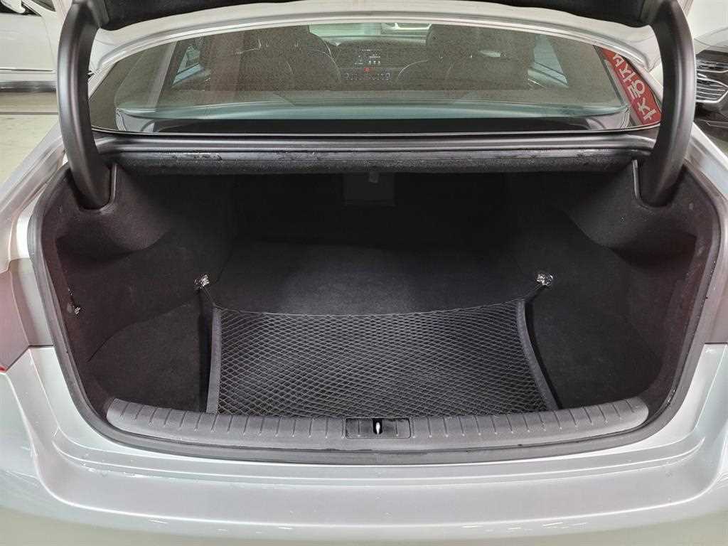 HYUNDAI Genesis 2014 Plateado - Importación desde Corea - HF Imports Iquique - Foto 18