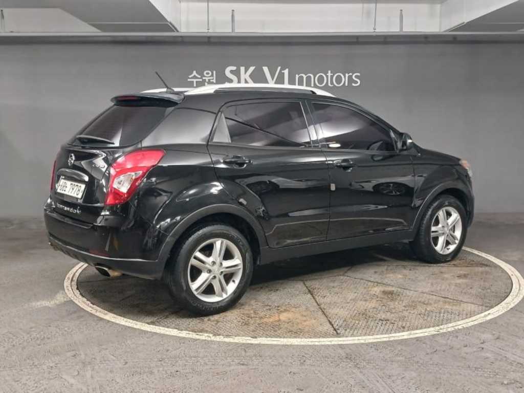 Ssangyong Korando - Vista 4