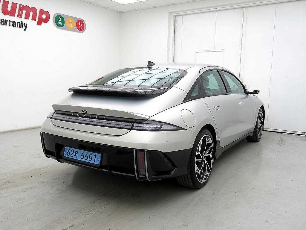 HYUNDAI Ioniq 6 - Vista 4