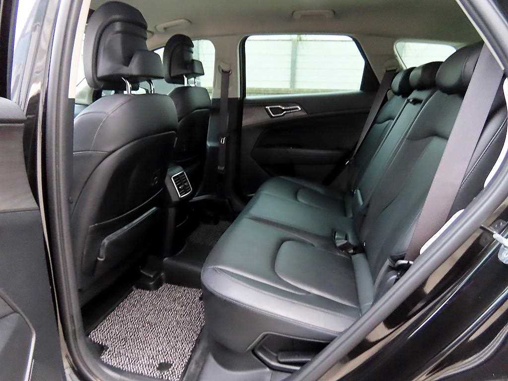 KIA Sportage - Vista 6