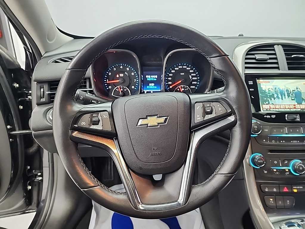 Chevrolet Malibu - Vista 9