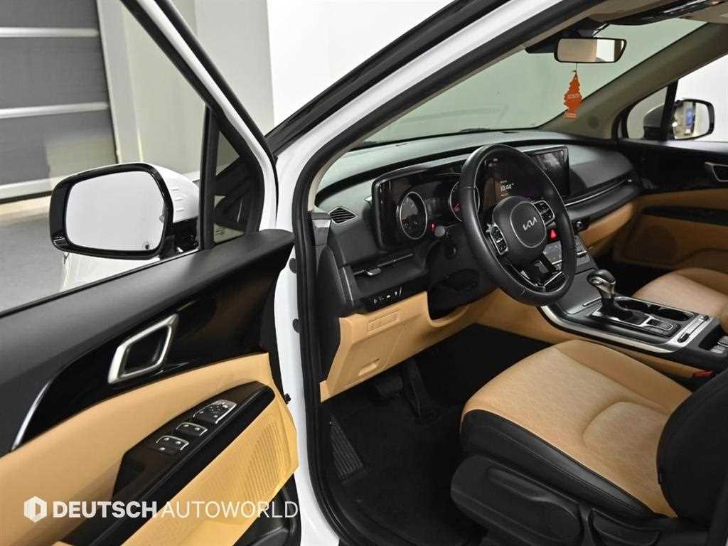 KIA Carnival - Vista 9