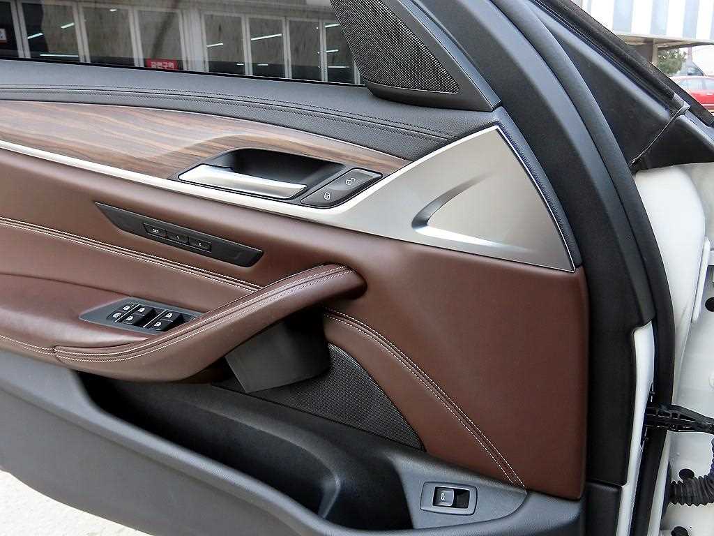 BMW 5 Series - Vista 12