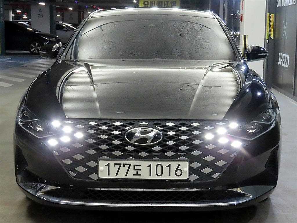 HYUNDAI Grandeur - Vista 2