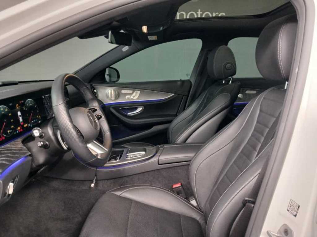 Mercedes Benz E class - Vista 6