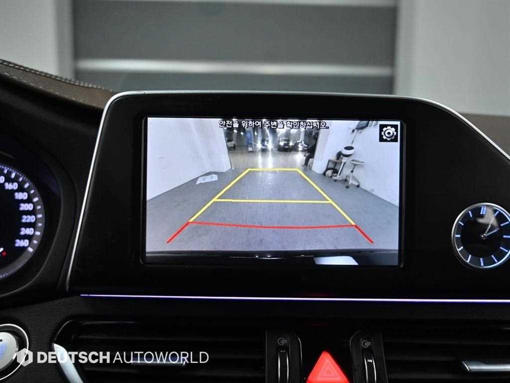 HYUNDAI Grandeur - Vista 12