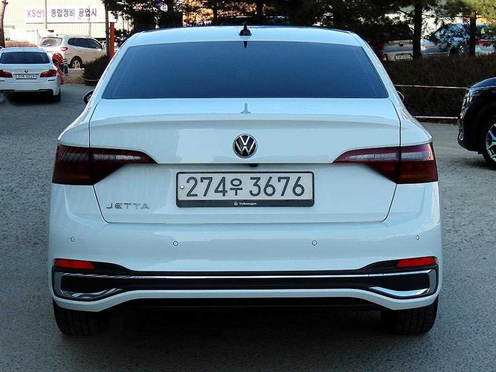 Volkswagen Jetta - Vista 4