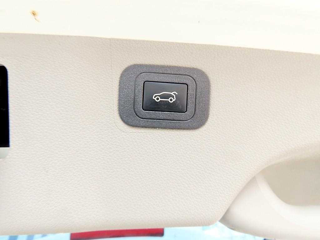 KIA Carnival 2015 Blanco - Importación desde Corea - HF Imports Iquique - Foto 16