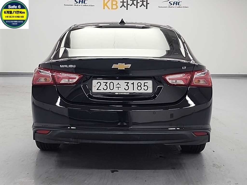 Chevrolet Malibu - Vista 3