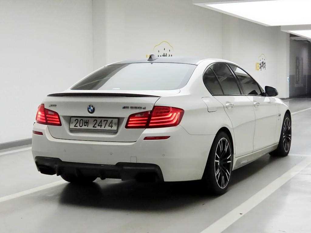 BMW 5 Series - Vista 3